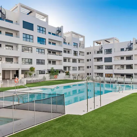 Luxury With Roof Terrace - Apartment Estepona