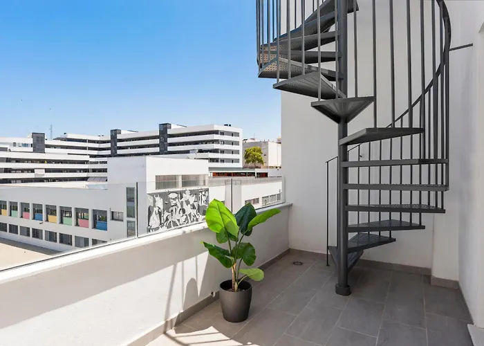 Luxury With Roof Terrace - *